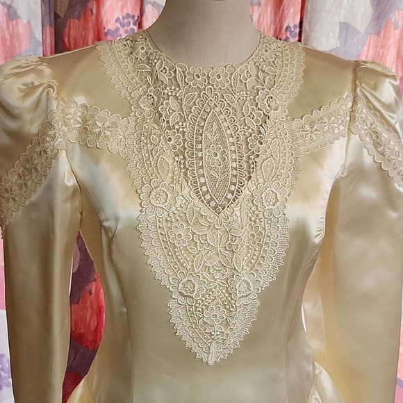 Vintage Jessica McClintock Cream Satin/Silk Wedding Formal Dress Size Small - Picture 12 of 17